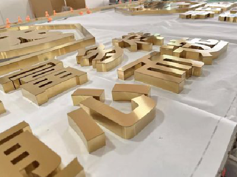 广安拉丝不锈钢字的特点。